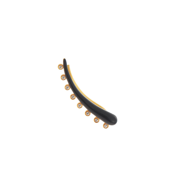 Eyeliner Ear Cuff Black