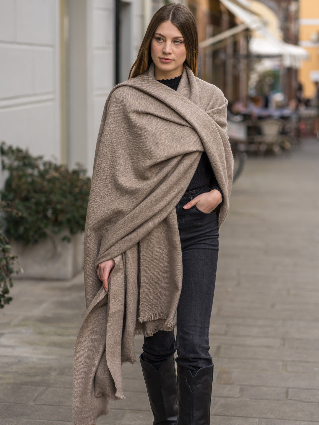 Mia Cashmere Blanket Beige