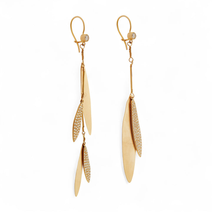 Mismatch Leaves Earrings