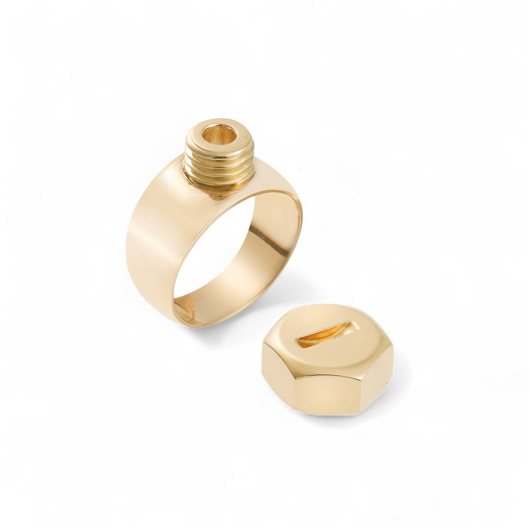 18k Gold Slot Head Screw Ring