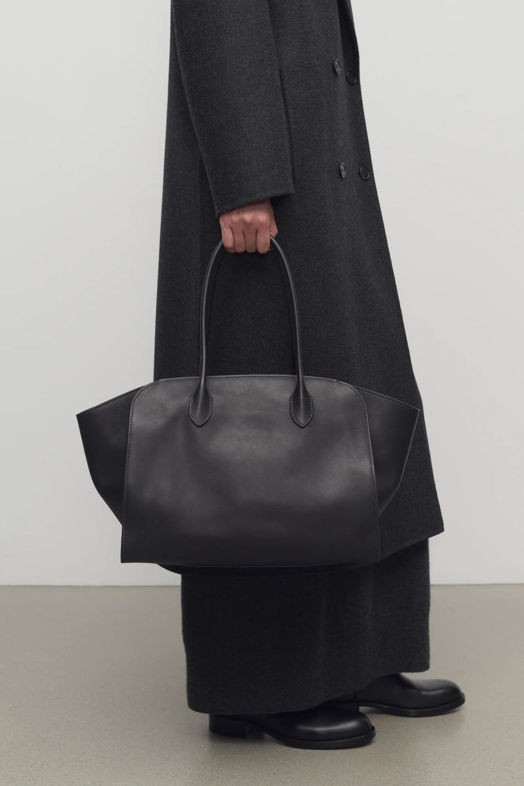 Marlo 14 Bag in Black Leather