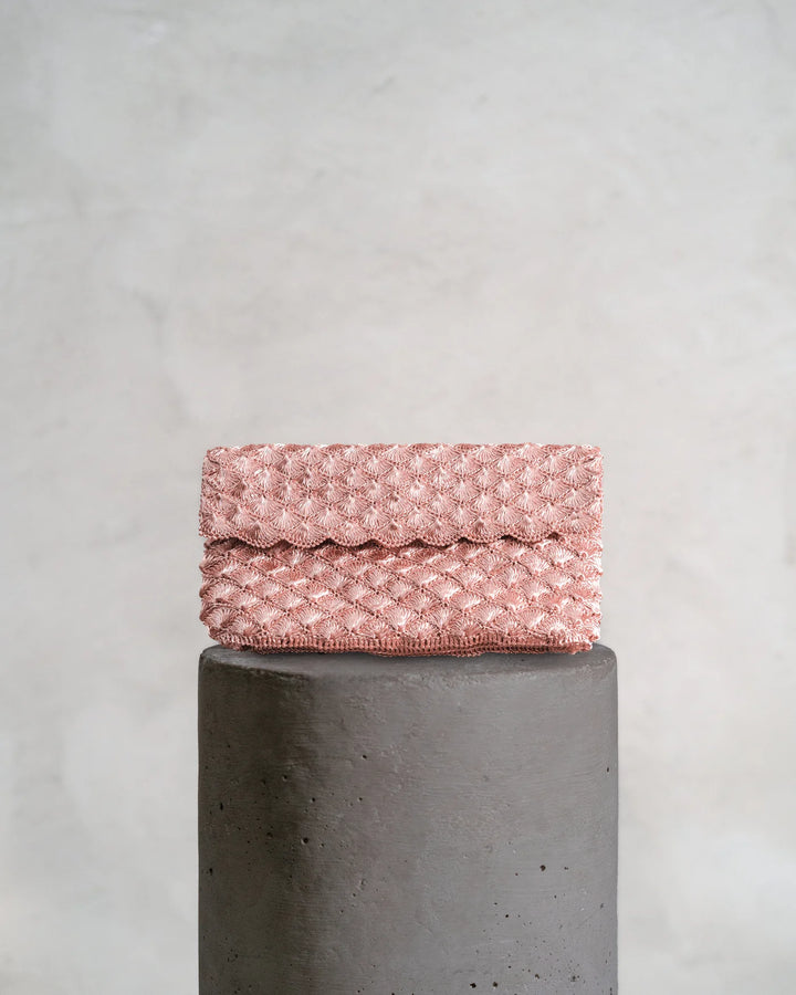 Seashell Clutch Rose