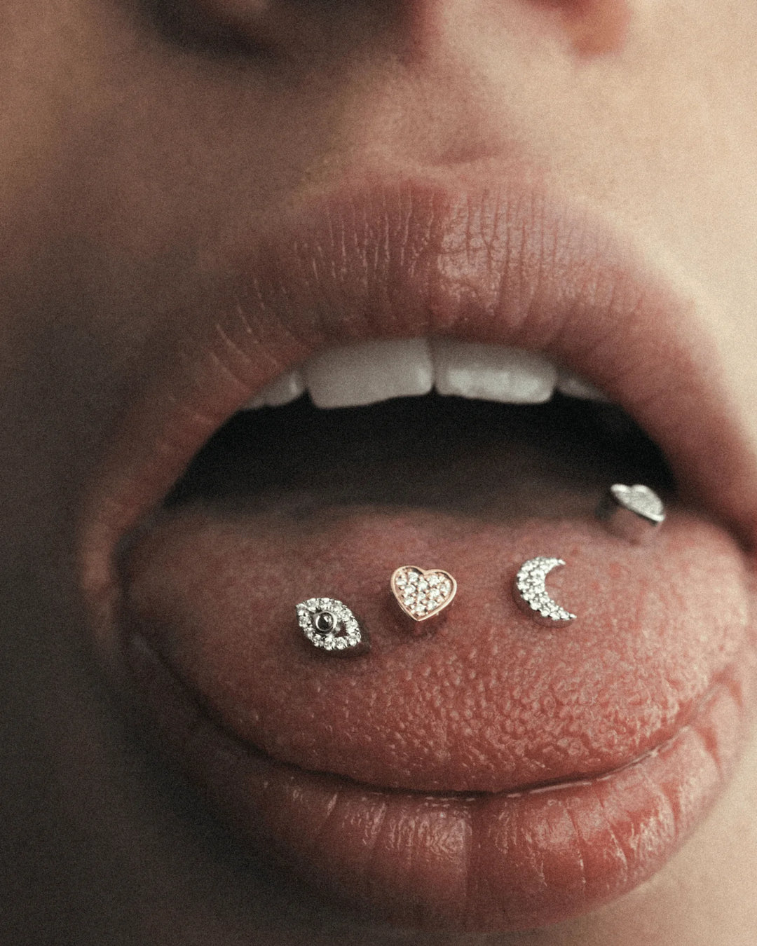 Luna Stud