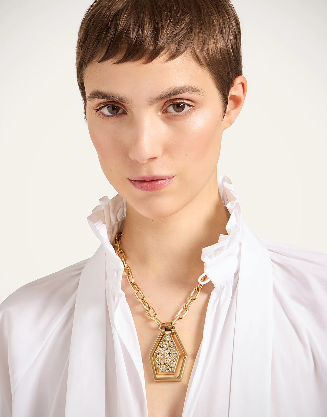 Sparkly Swinging Portal Necklace