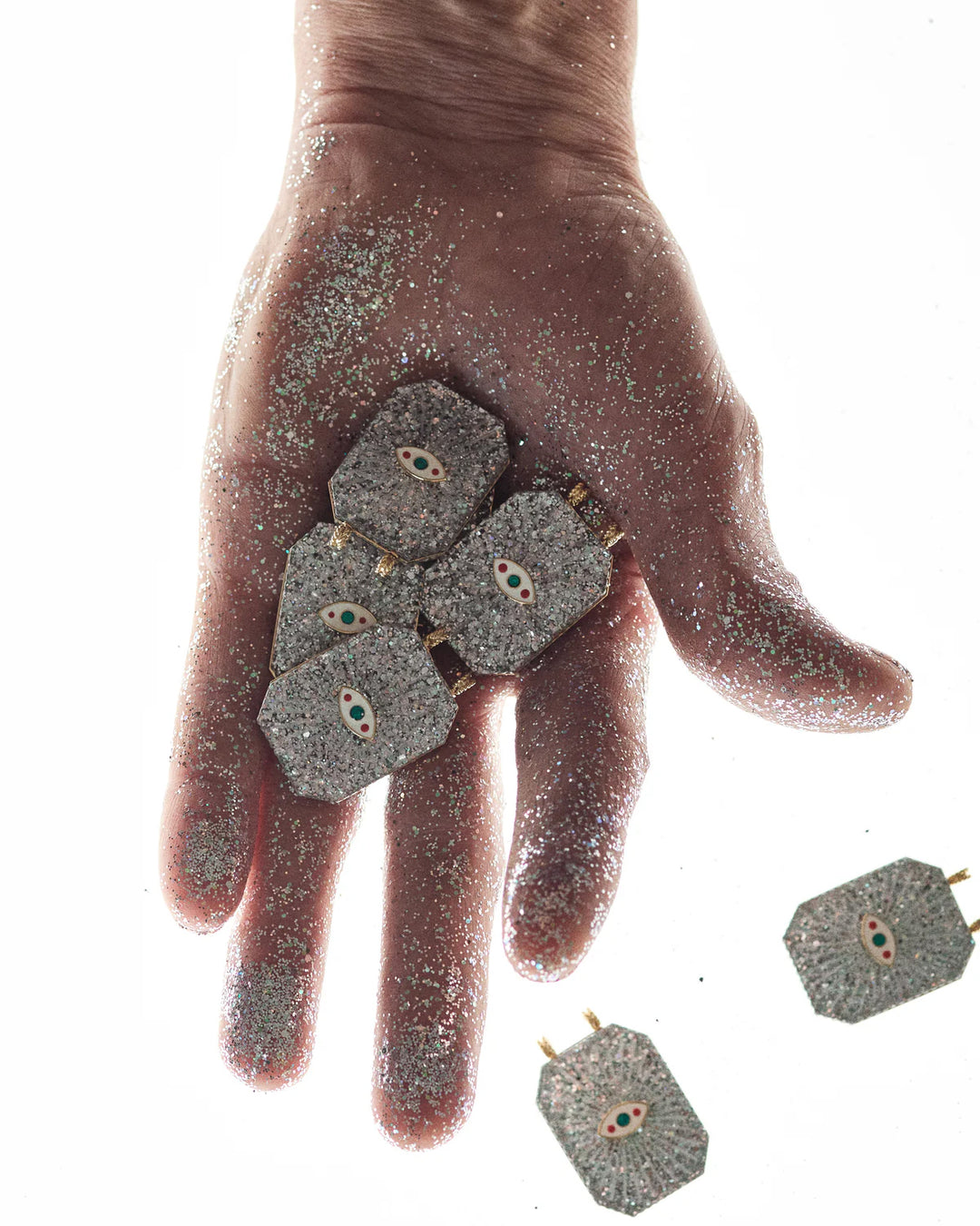 Raiz'in Scapular Glitter Silver (34mm)