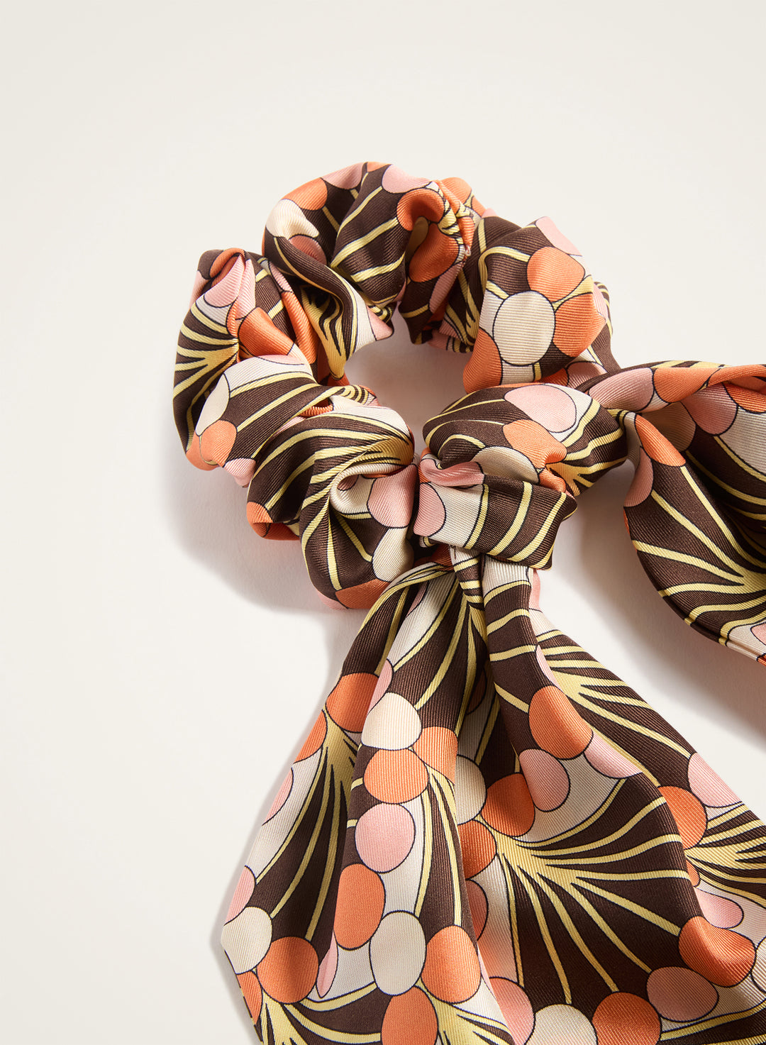 Bow Scrunchie Florette Fan