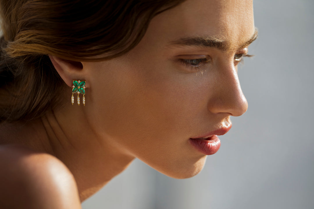 Grass Lily Emerald Earrings