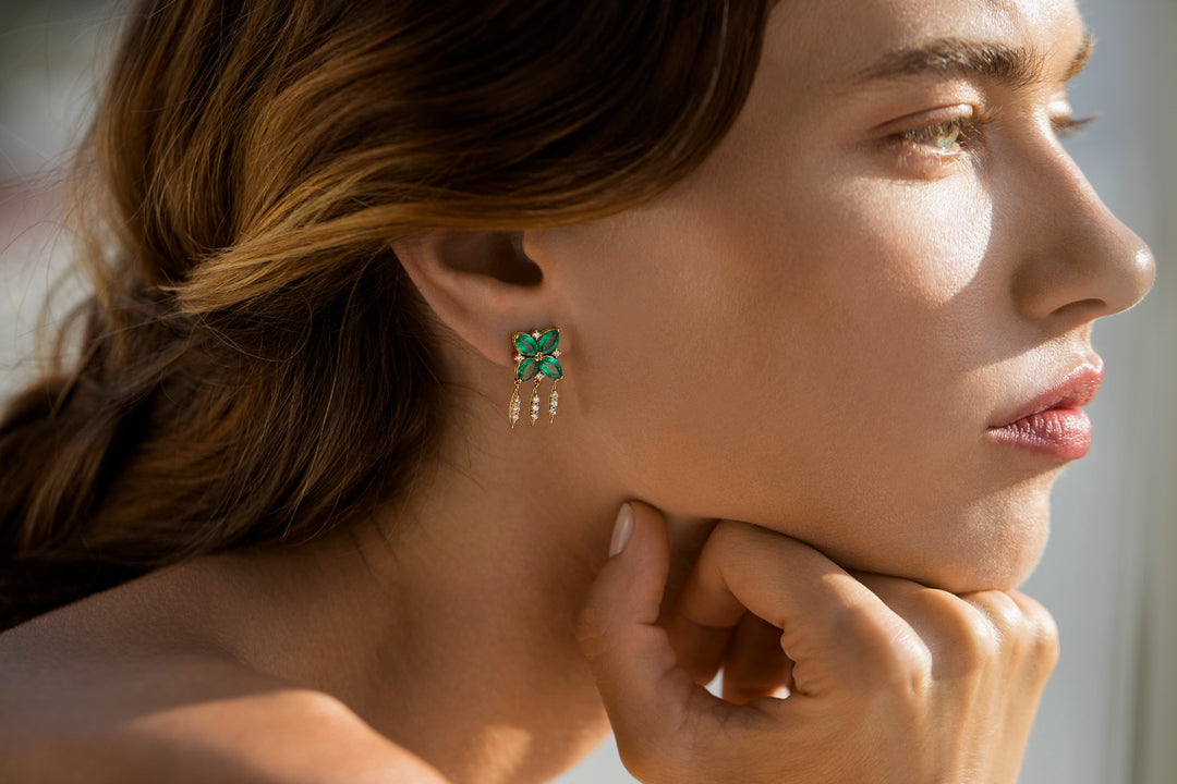 Grass Lily Emerald Earrings