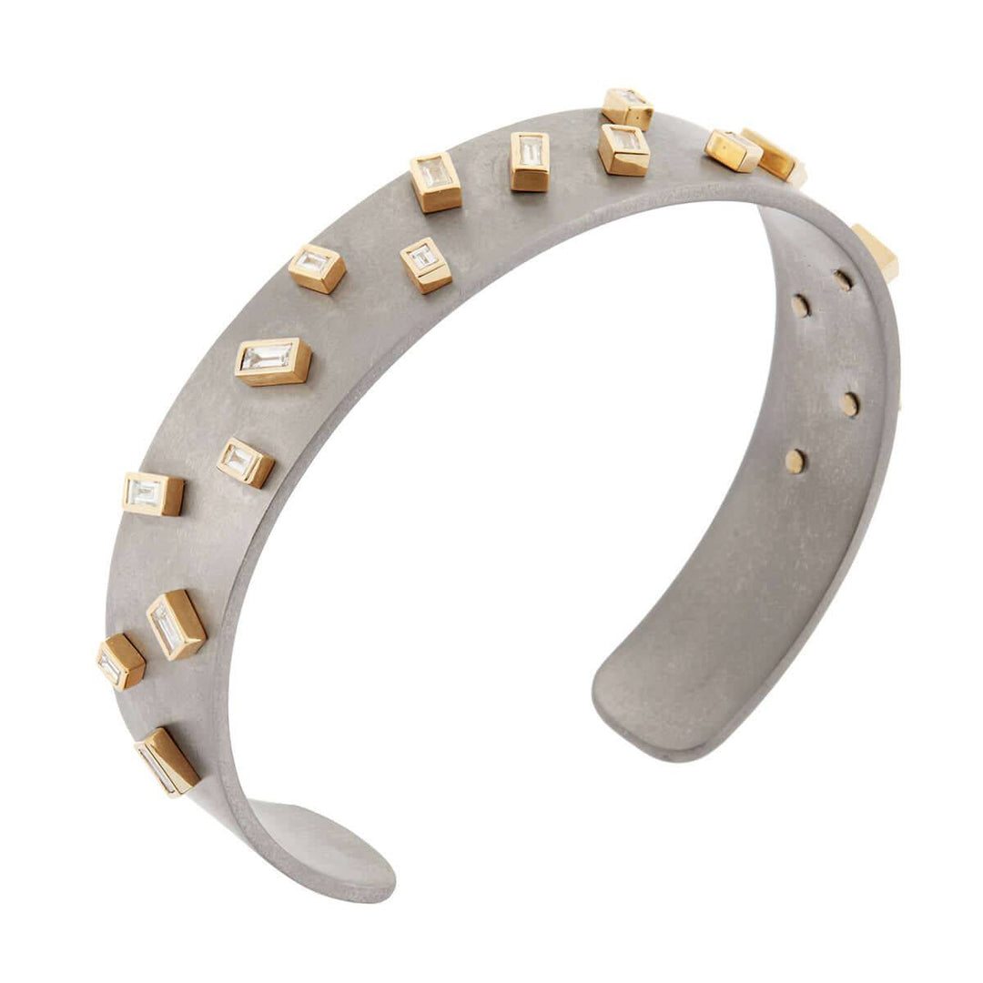 Baguette Sprinkles Medium Titan Cuff Y - D - TITANIUM - Ileana Makri