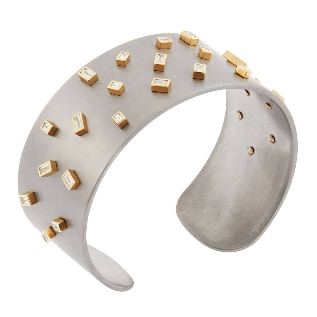 Baguette Sprinkles Titan Cuff Y - D - TITANIUM - Ileana Makri