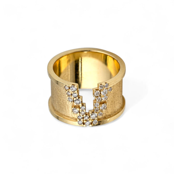 Broken Earth Ring - Alkemeya - Ileana Makri