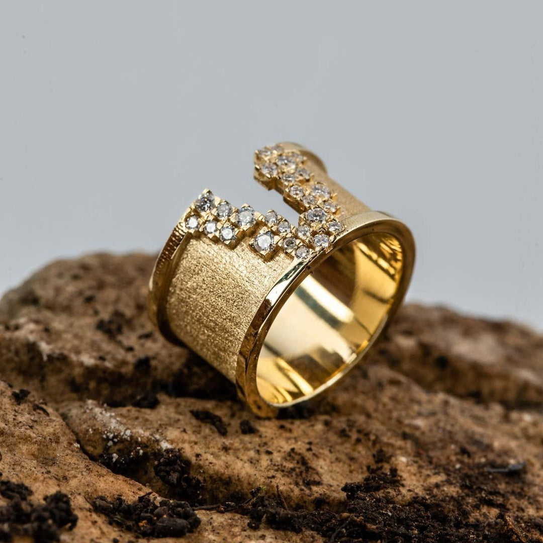 Broken Earth Ring - Alkemeya - Ileana Makri