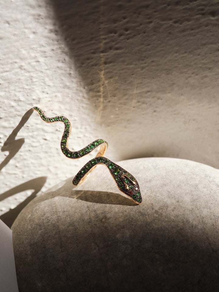 Cobra Tsavorite Ring - SNAKES - Ileana Makri