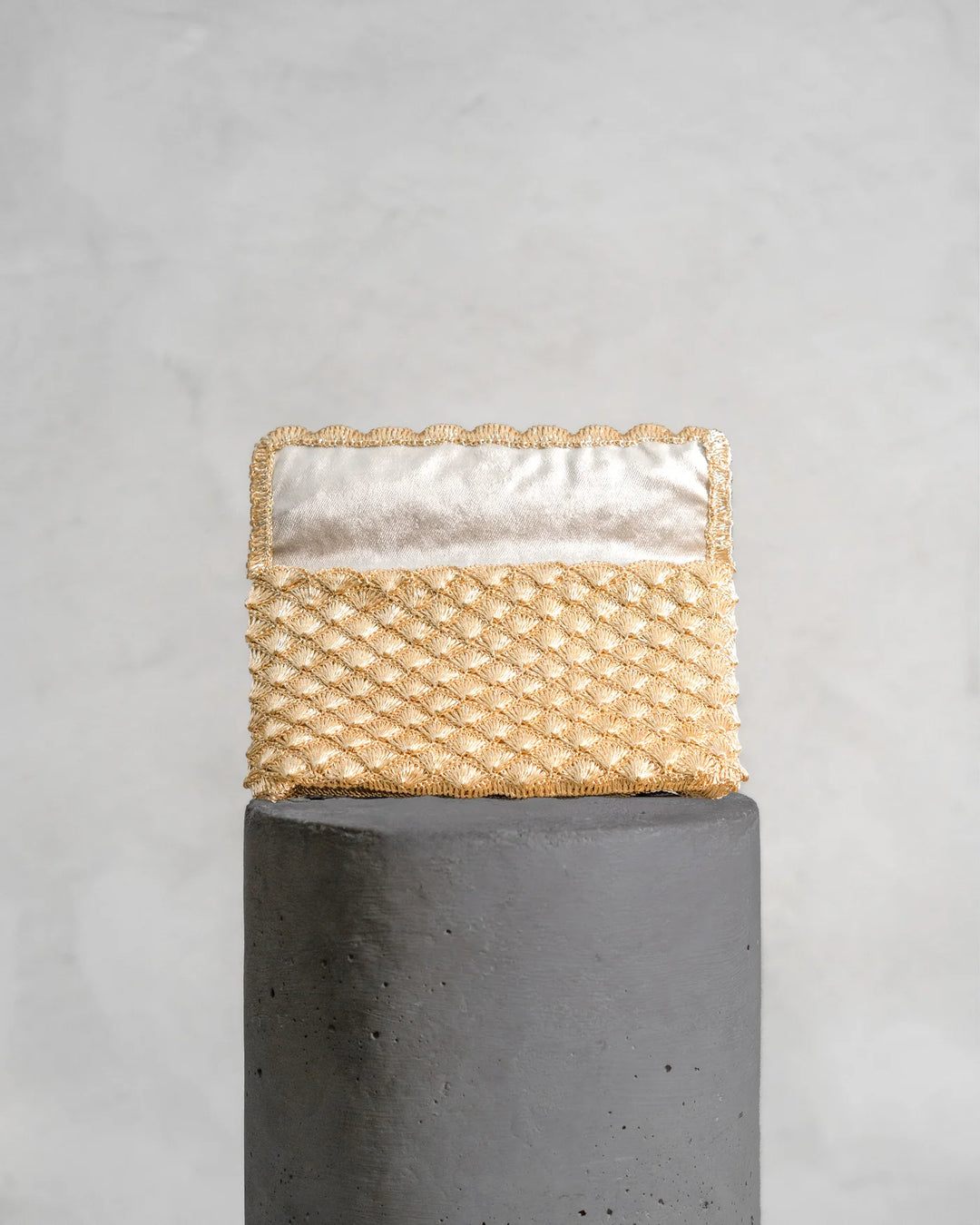 Seashell Clutch Gold