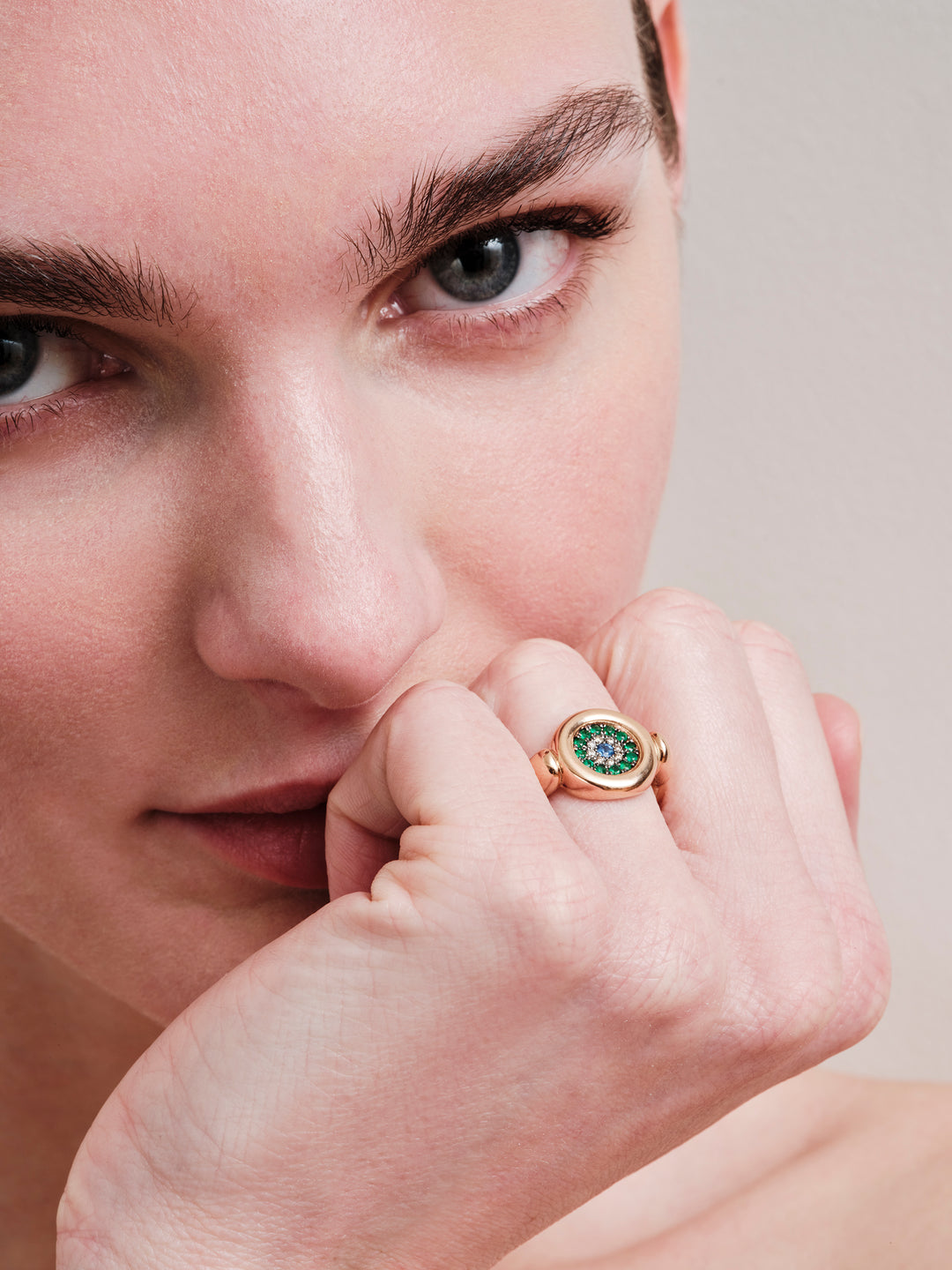 Round Eye Ring — Champagne Diamonds, Emeralds & Sapphire
