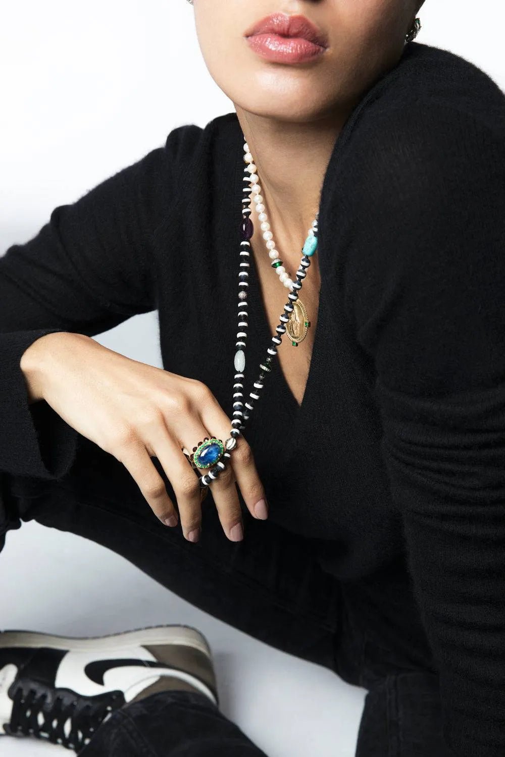 Madonna Pearl Necklace (43cm) - SYMBOLS - Ileana Makri