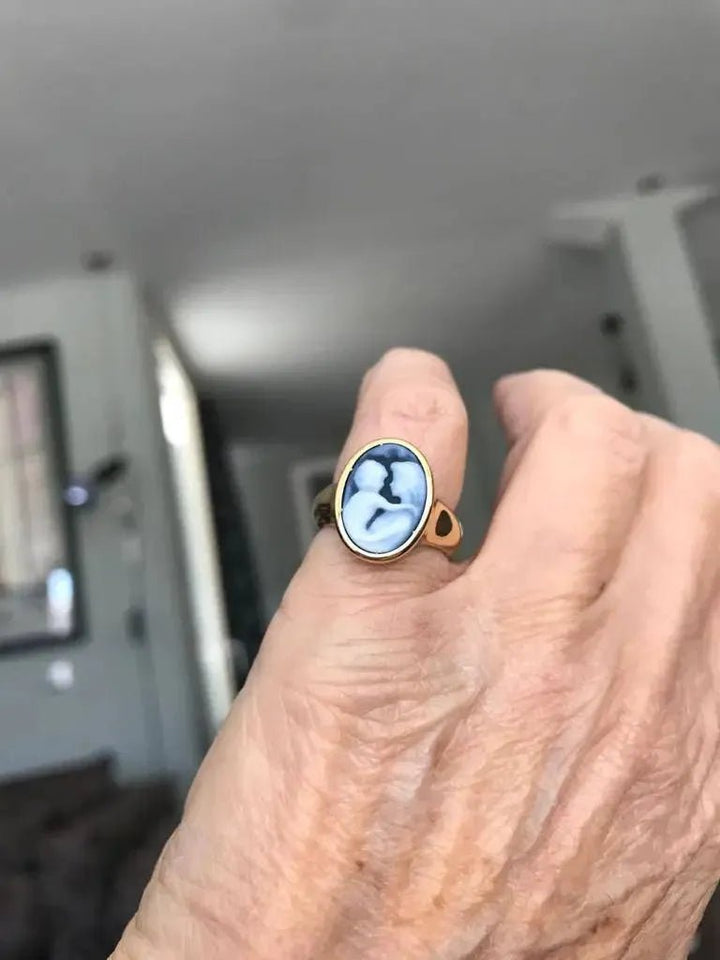 Mother & Child Cameo Ring - Exclusive - Ileana Makri