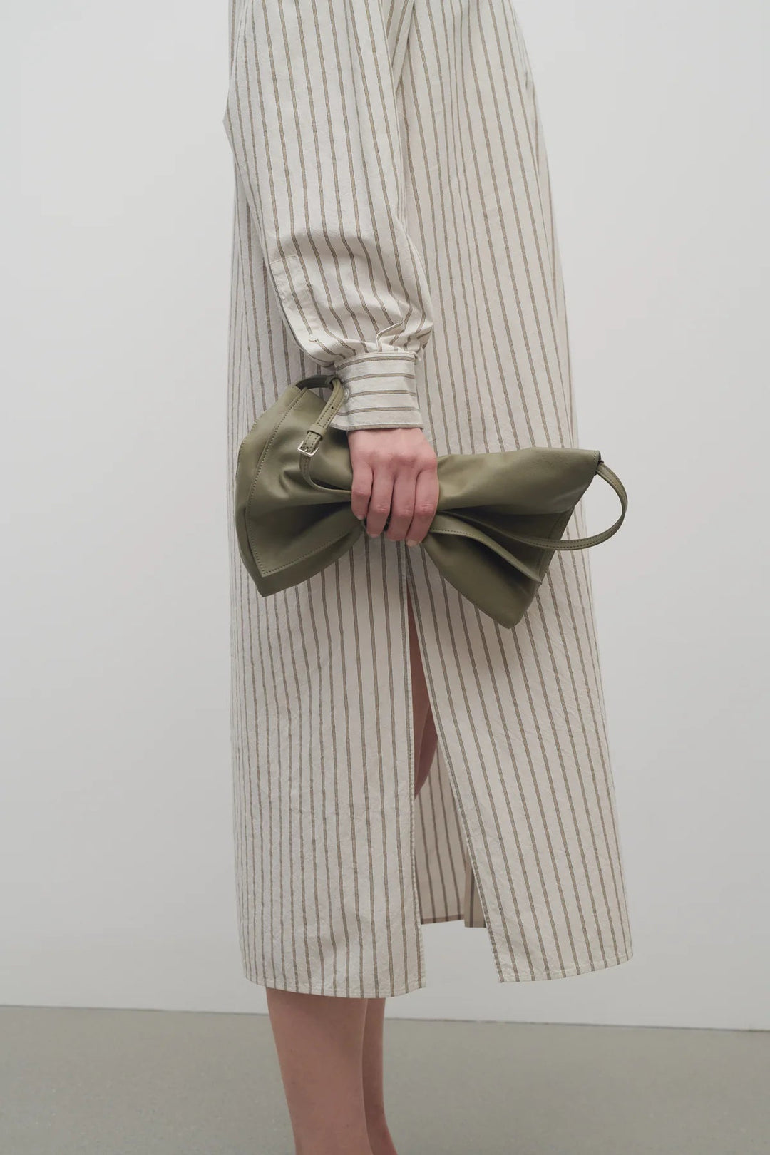 Nan Shoulder Bag in Sage - The Row - Ileana Makri