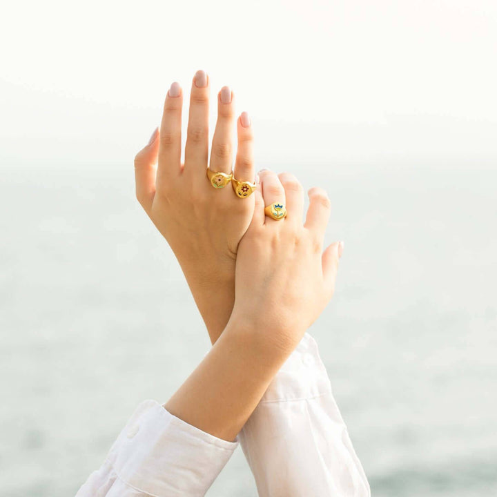 Pink Happy Daisy Ring - Eye M Flower Power - Ileana Makri