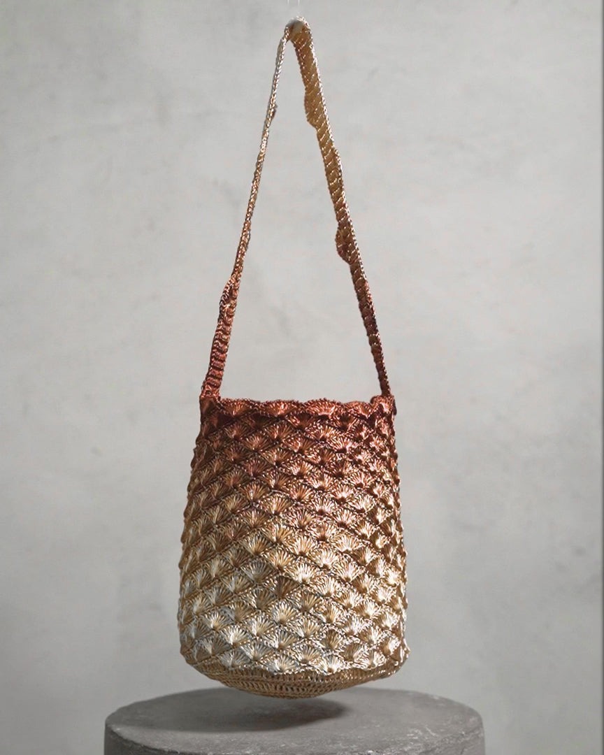 Kaia Seashell Mochila Gold & Copper