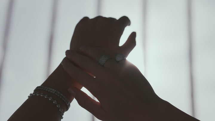 Seamless Pave Diamond Oblong Link Necklace