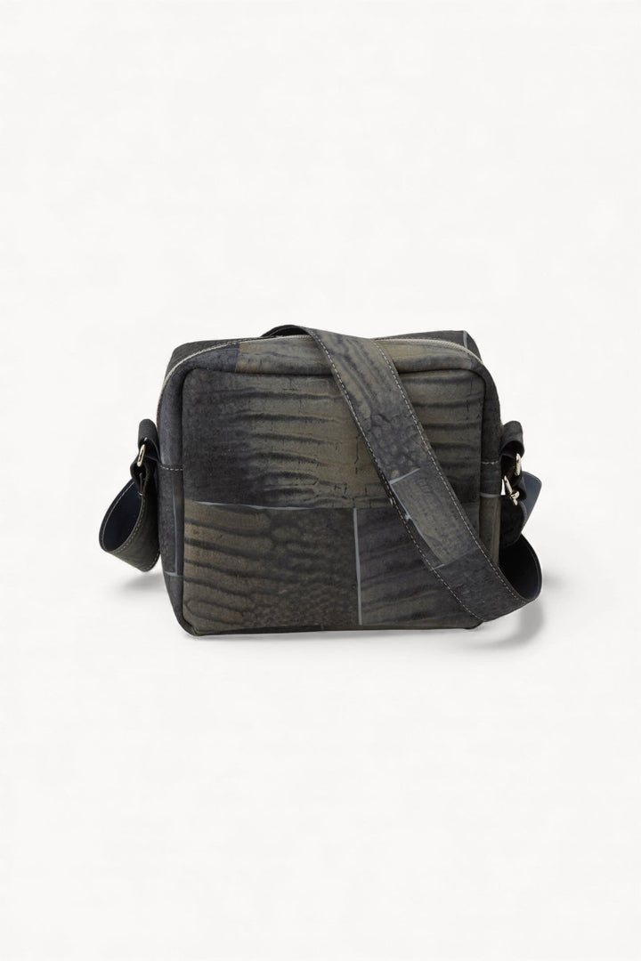 Raw Leather Grey Cube Pocket Bag - Luisa Cevese Riedizioni - Ileana Makri
