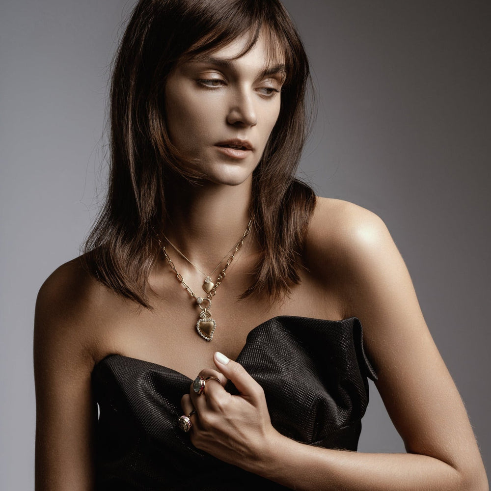 Sacred Heart Y - RU - EYE LOVE - Ileana Makri