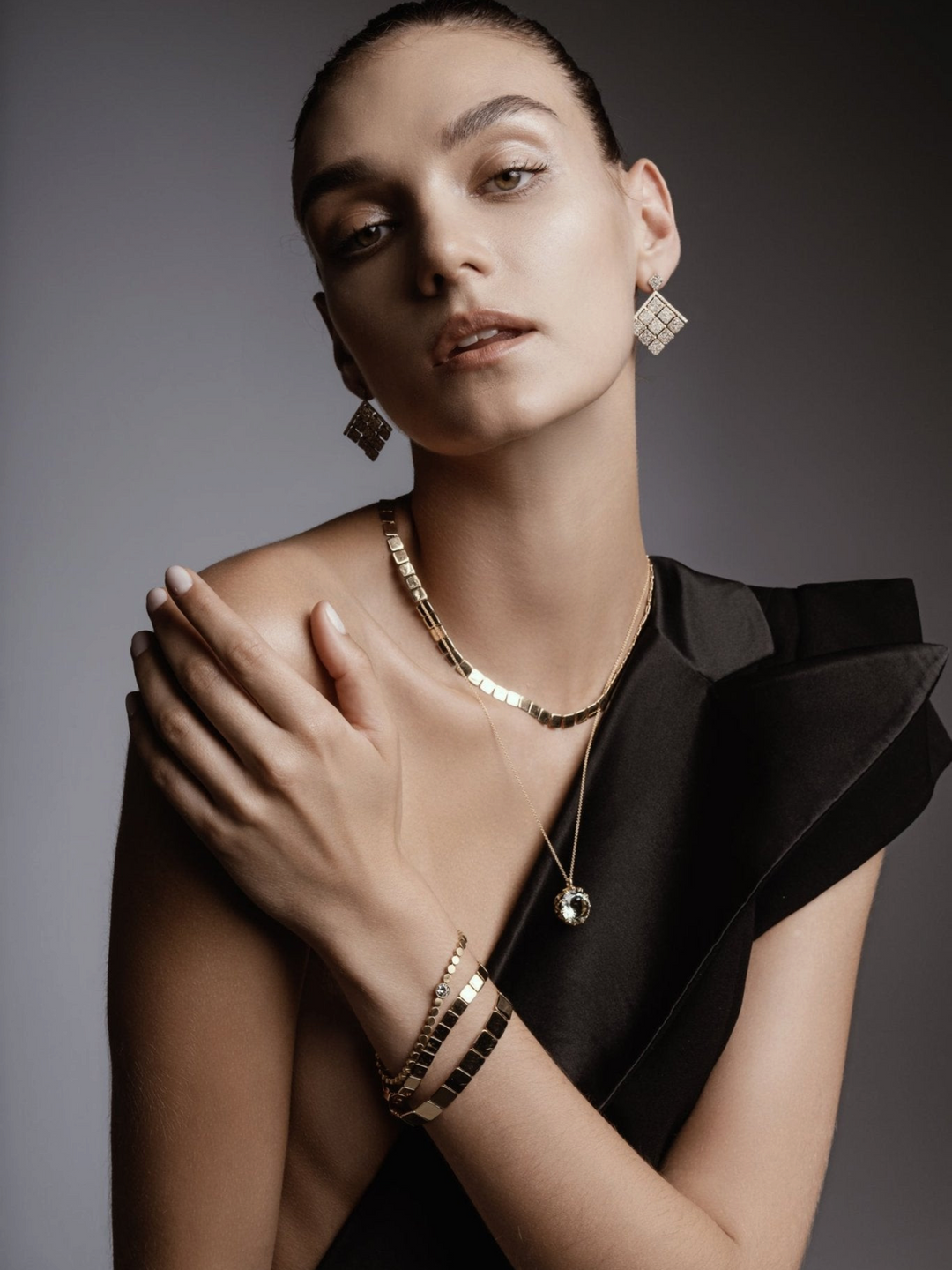 Single Diamond Ripple Bracelet Y - D - Cascade - Ileana Makri