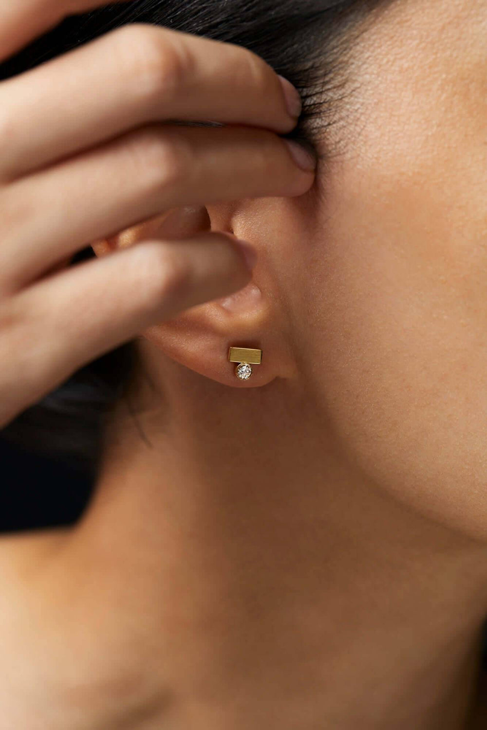 Stepping Stone Studs Y - D - Cascade - Ileana Makri