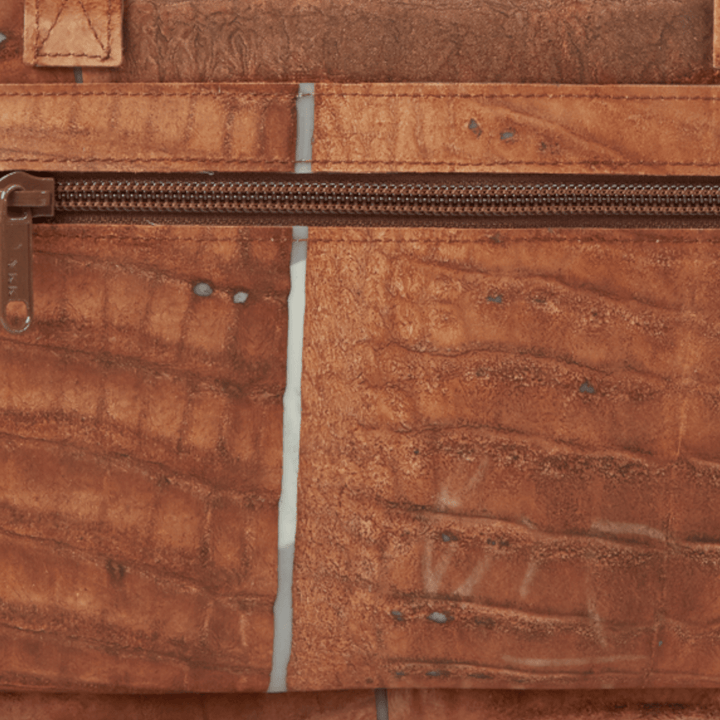 Travel Bag Raw Leather Caramel XS - Luisa Cevese Riedizioni - Ileana Makri