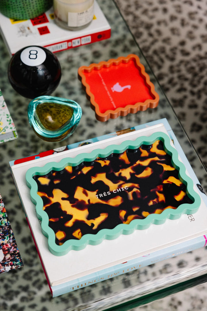 Trés Chic Lacquer Tray Medium - Furbish - Ileana Makri