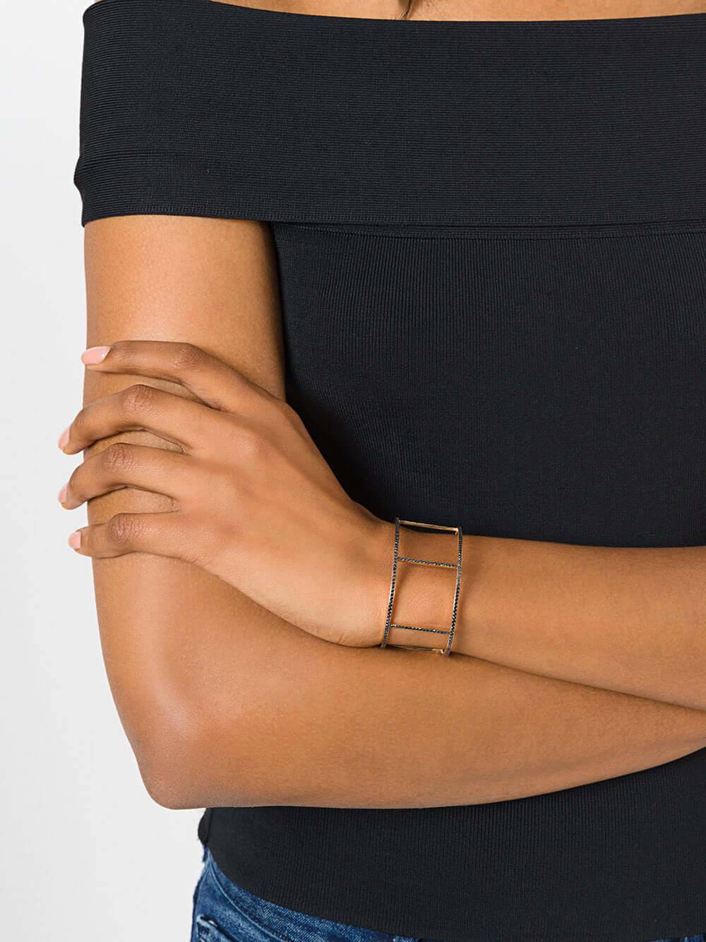 Wire Cuff P - OXS - BD - Classic - Ileana Makri